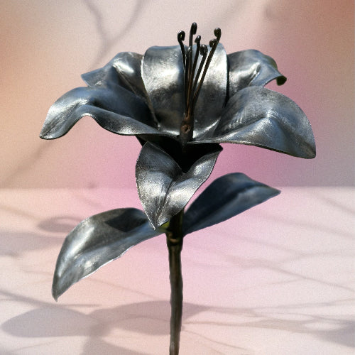 Steel Lilly from the front