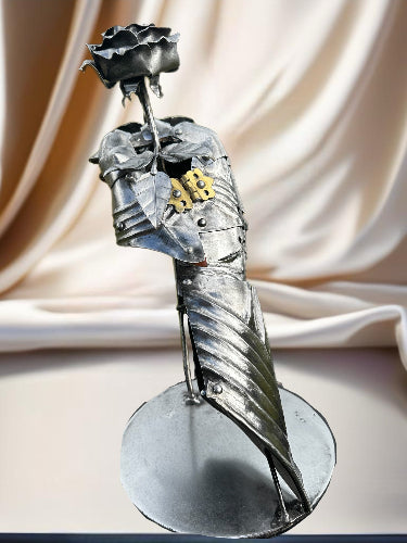 Gothic Gauntlet hand crafted by Balcksmith