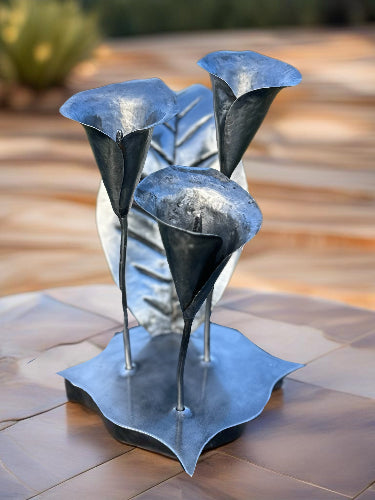 Stunningly created by NZ Blacksmith, this will look great on its own or pop it in a pond
